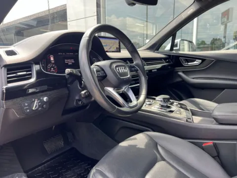 Photos of 2018 Audi Q7 3.0T Prestige for sale in Indianapolis, IN at AutoGiant USA Indianapolis