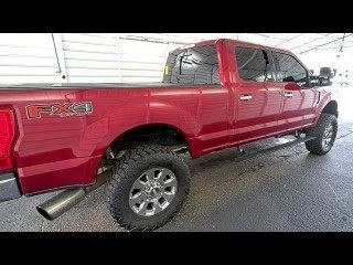 More photos of 2017 Ford F-250SD Lariat at AutoGiant USA Indianapolis, IN