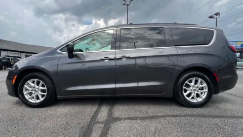 Another view of 2022 Chrysler Pacifica Touring L for sale in Indianapolis, IN at AutoGiant USA Indianapolis