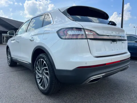 More photos of 2019 Lincoln Nautilus Reserve at AutoGiant USA Indianapolis, IN