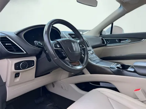 Photos of 2019 Lincoln Nautilus Reserve for sale in Indianapolis, IN at AutoGiant USA Indianapolis
