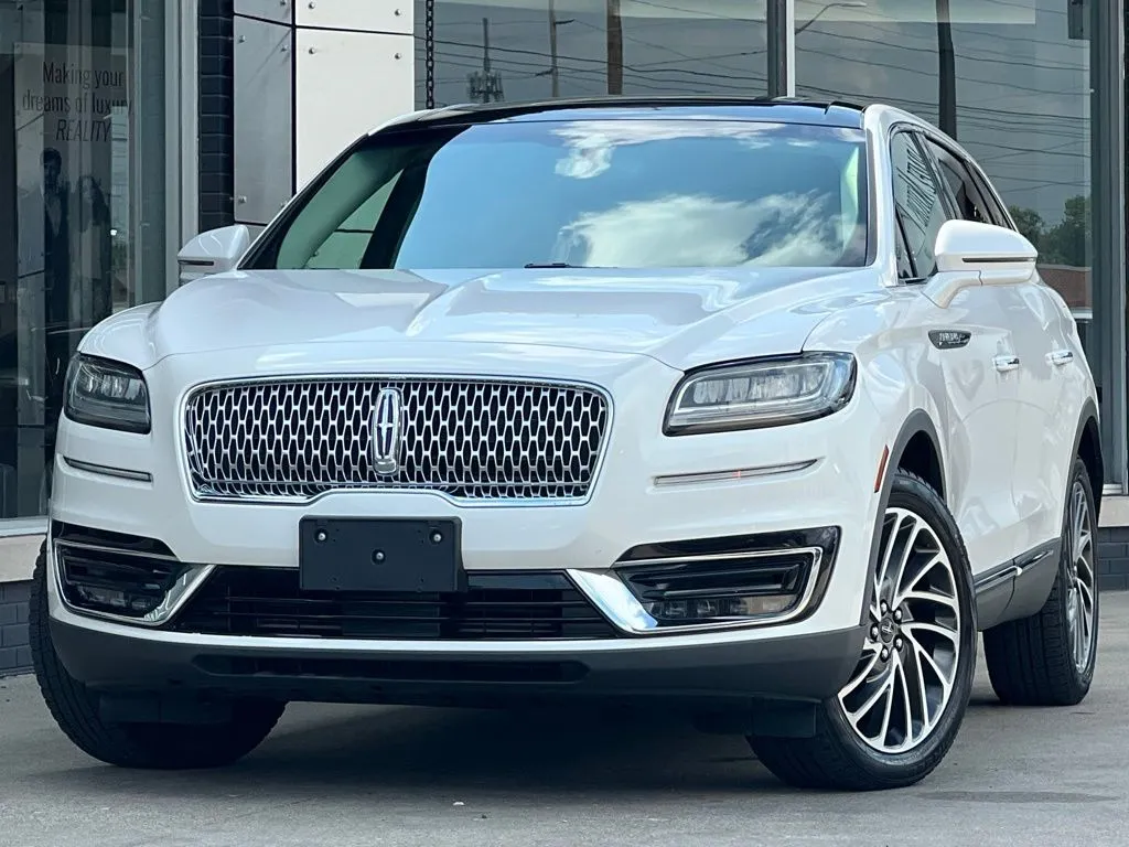 White 2019 Lincoln Nautilus Reserve for sale in Indianapolis, IN
