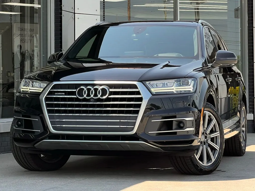 Black 2018 Audi Q7 3.0T Prestige for sale in Indianapolis, IN