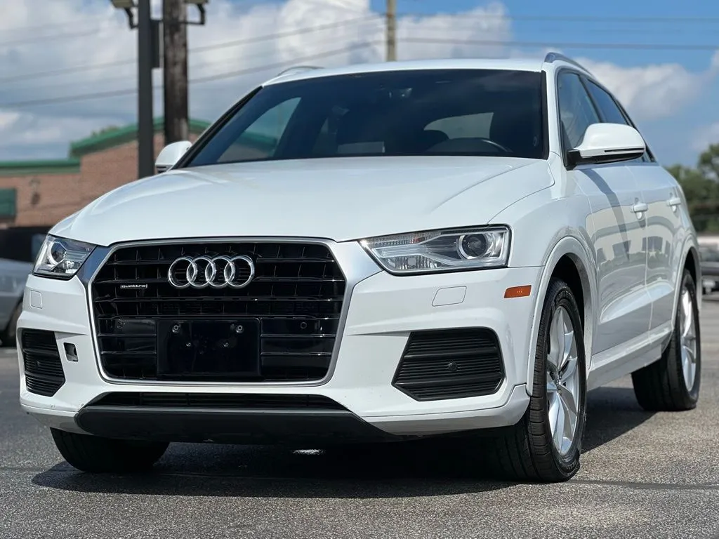 2016 Audi Q3 Premium Plus photo 3
