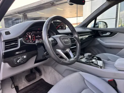 Photos of 2018 Audi Q7 3.0T Prestige for sale in Indianapolis, IN at AutoGiant USA Indianapolis