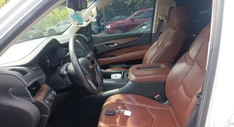 More photos of 2016 Cadillac Escalade Premium at AutoGiant USA Indianapolis, IN