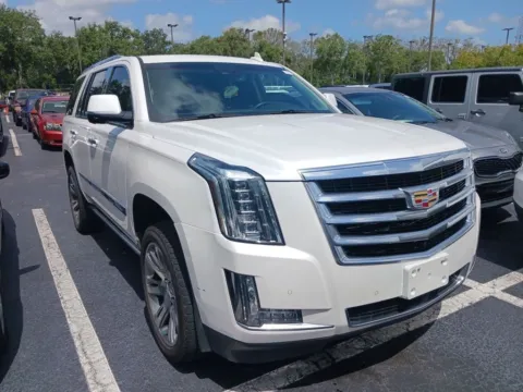 Photos of 2016 Cadillac Escalade Premium for sale in Indianapolis, IN at AutoGiant USA Indianapolis