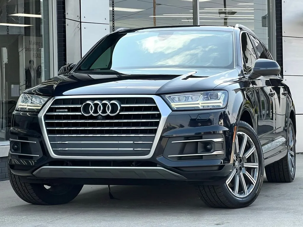 Black 2017 Audi Q7 2.0T Premium Plus for sale in Indianapolis, IN