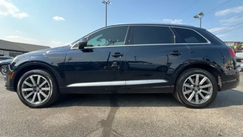 Another view of 2017 Audi Q7 2.0T Premium Plus for sale in Indianapolis, IN at AutoGiant USA Indianapolis