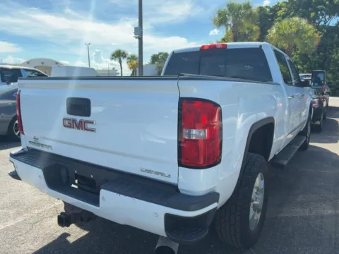 More photos of 2018 GMC Sierra 3500HD Denali at AutoGiant USA Indianapolis, IN