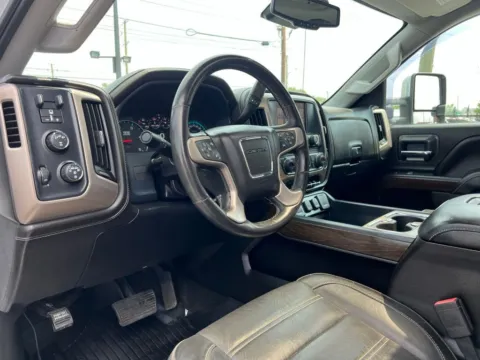Photos of 2018 GMC Sierra 3500HD Denali for sale in Indianapolis, IN at AutoGiant USA Indianapolis