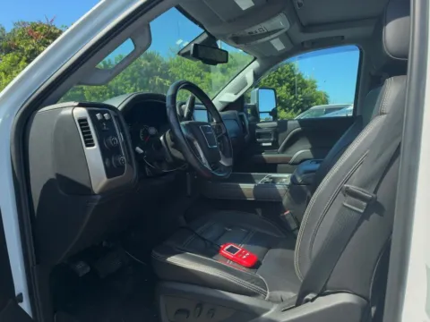 More photos of 2018 GMC Sierra 3500HD Denali at AutoGiant USA Indianapolis, IN