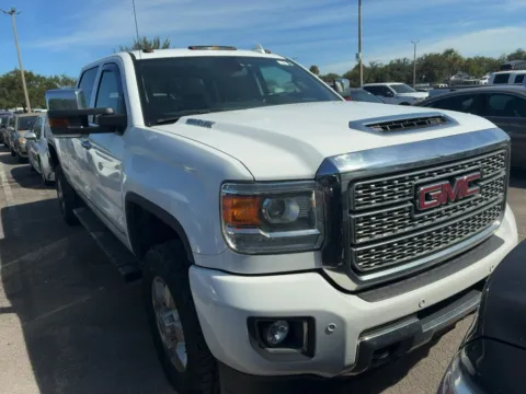 Photos of 2018 GMC Sierra 3500HD Denali for sale in Indianapolis, IN at AutoGiant USA Indianapolis