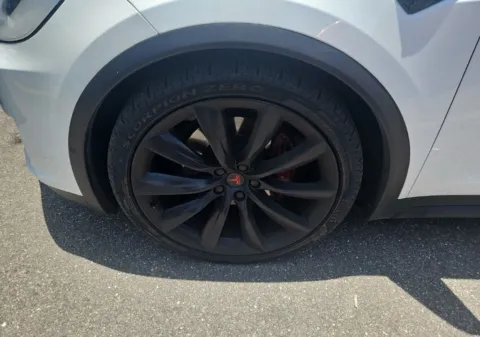 Photos of 2017 Tesla Model X 100D for sale in Indianapolis, IN at AutoGiant USA Indianapolis