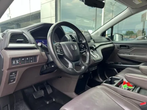 Photos of 2019 Honda Odyssey EX-L for sale in Indianapolis, IN at AutoGiant USA Indianapolis