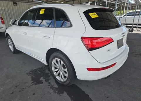 Photos of 2016 Audi Q5 2.0T Premium for sale in Indianapolis, IN at AutoGiant USA Indianapolis