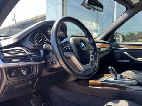 Photos of 2017 BMW X5 xDrive35i for sale in Indianapolis, IN at AutoGiant USA Indianapolis