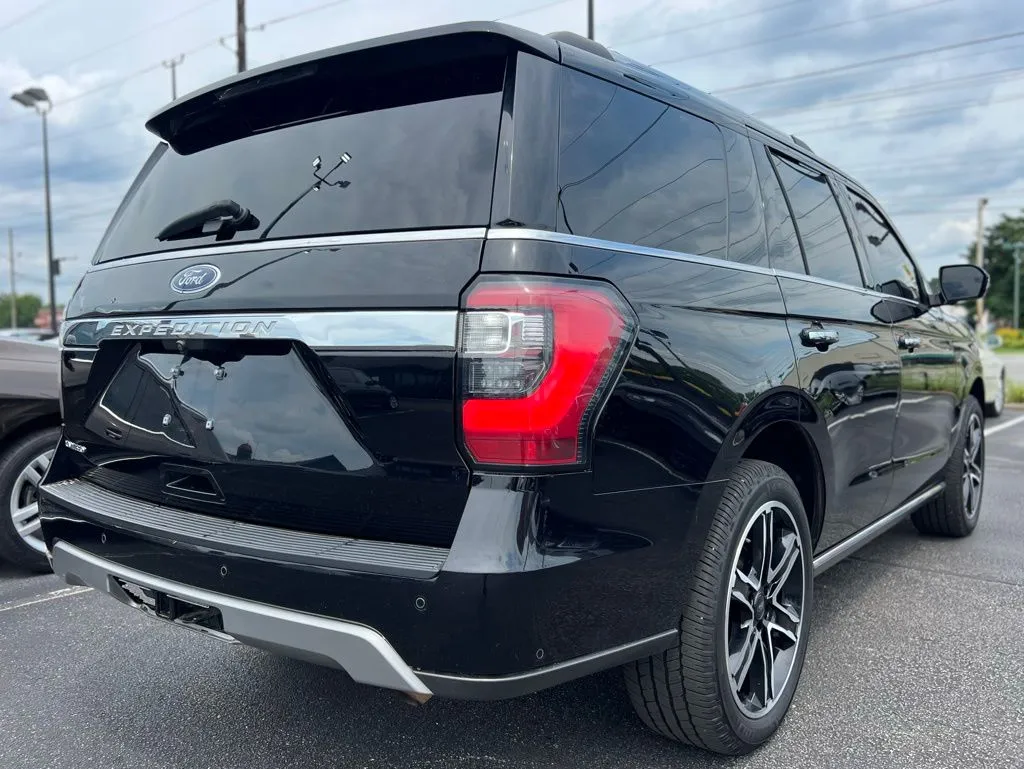 2020 Ford Expedition Limited photo 3