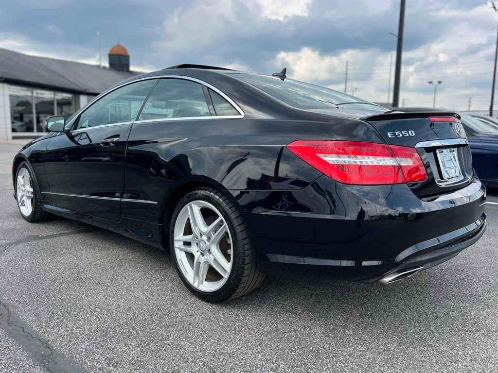 2013 Mercedes Benz E 550 photo 2