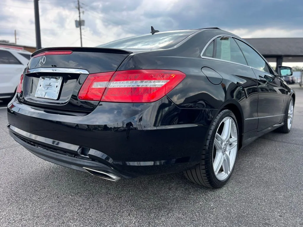 2013 Mercedes Benz E 550 photo 3