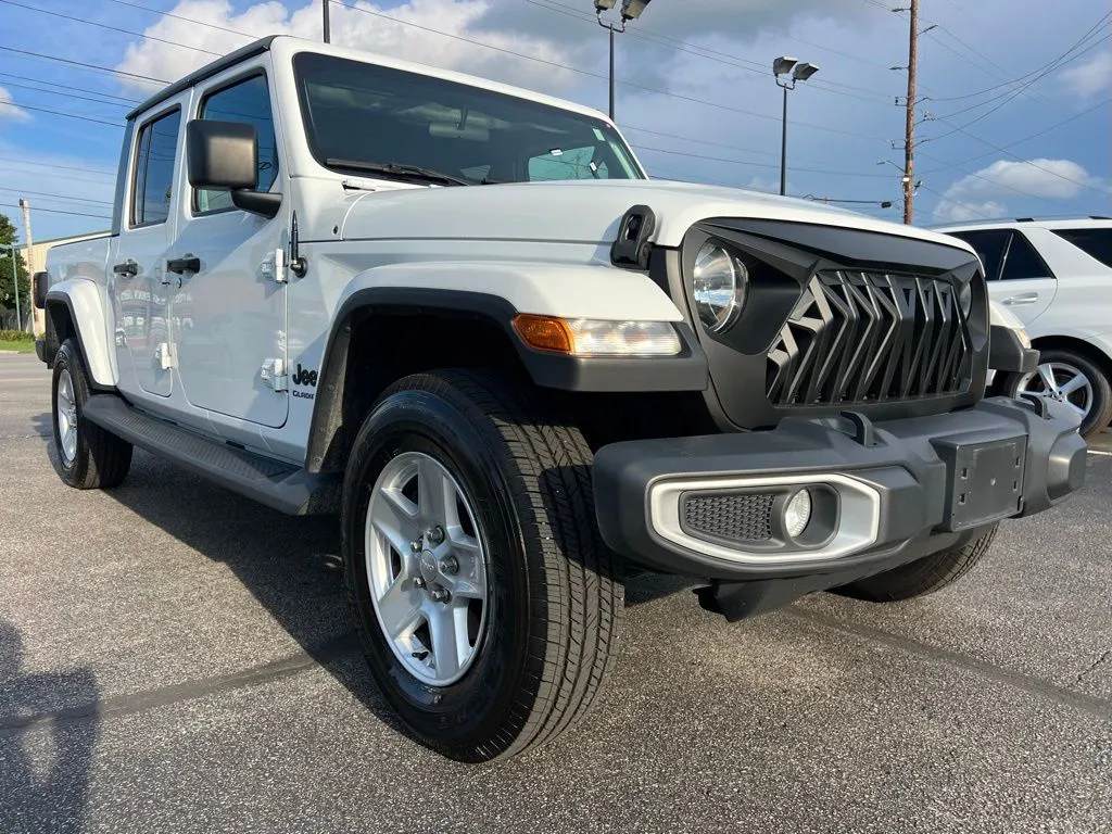 2021 Jeep Gladiator Sport photo 4