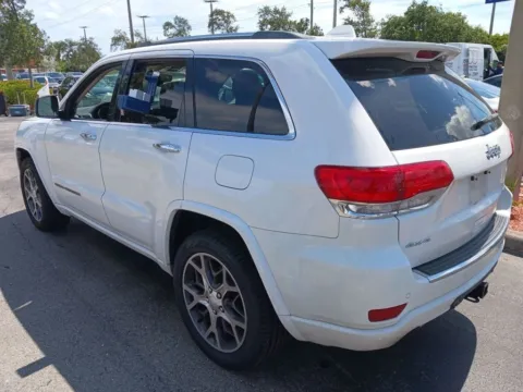 More photos of 2020 Jeep Grand Cherokee Overland at AutoGiant USA Indianapolis, IN