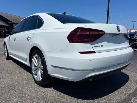 More photos of 2018 Volkswagen Passat 2.0T SE at AutoGiant USA Indianapolis, IN