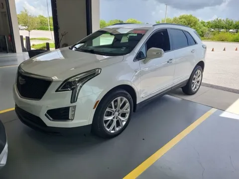 White 2020 Cadillac XT5 Sport for sale in Indianapolis, IN