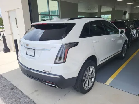 More photos of 2020 Cadillac XT5 Sport at AutoGiant USA Indianapolis, IN