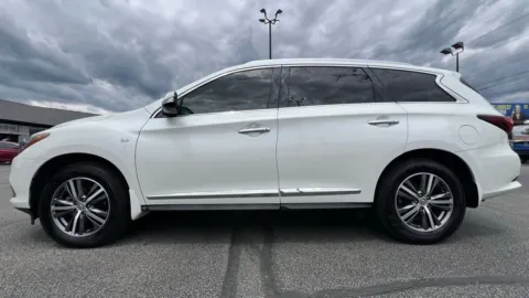 Another view of 2019 INFINITI QX60 LUXE for sale in Indianapolis, IN at AutoGiant USA Indianapolis