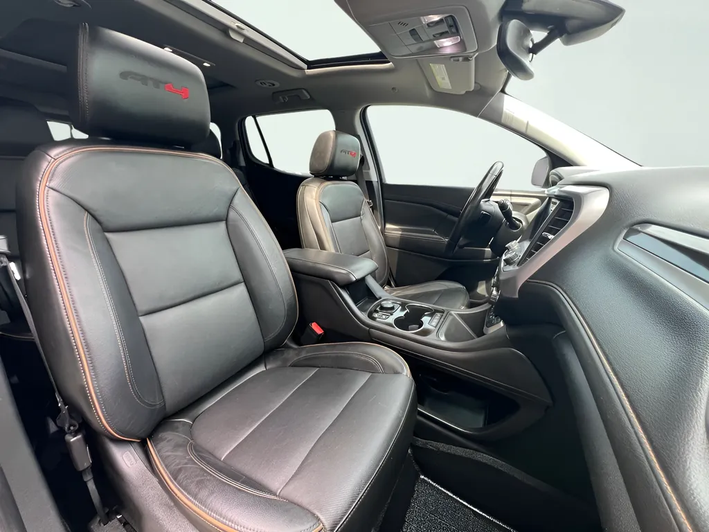 2020 GMC Acadia AT4 - Photo 30