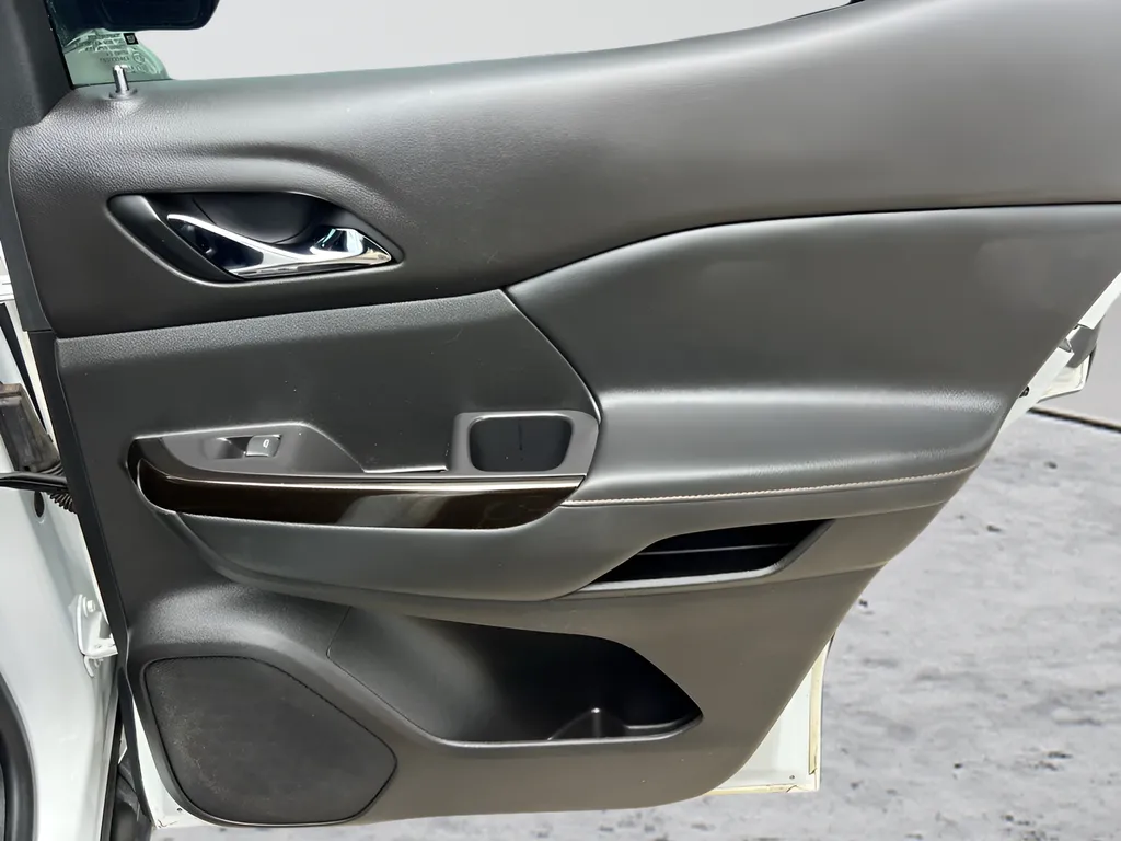 2020 GMC Acadia AT4 - Photo 27
