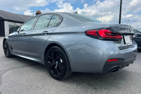 More photos of 2022 BMW 5 Series 530e iPerformance at AutoGiant USA Indianapolis, IN