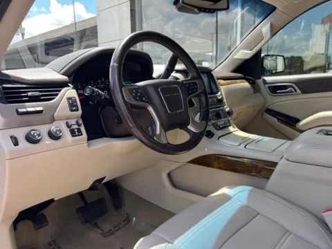 Photos of 2017 GMC Yukon XL Denali for sale in Indianapolis, IN at AutoGiant USA Indianapolis