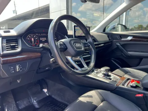 Photos of 2019 Audi Q5 2.0T Premium Plus for sale in Indianapolis, IN at AutoGiant USA Indianapolis