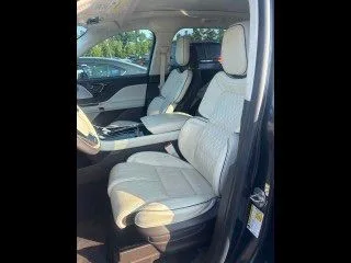 More photos of 2022 Lincoln Aviator Black Label at AutoGiant USA Indianapolis, IN