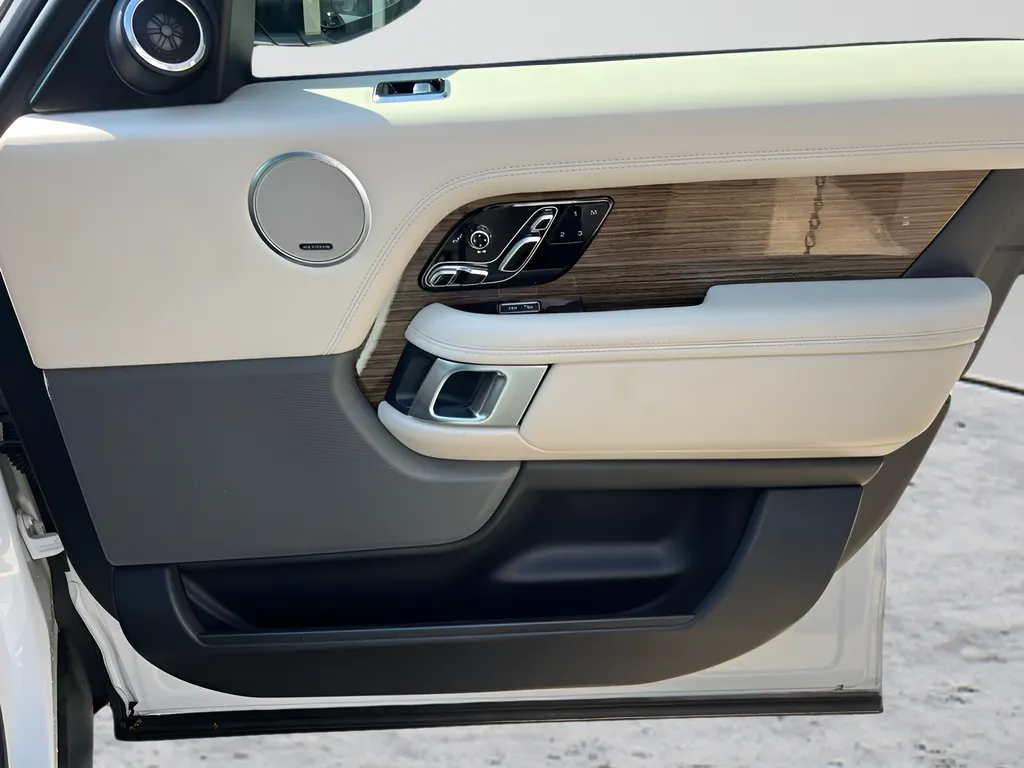 2018 Land Rover Range Rover HSE - Photo 29