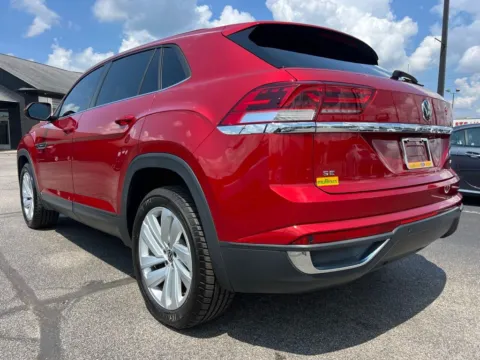 More photos of 2021 Volkswagen Atlas Cross Sport 2.0T SE w/Technology at AutoGiant USA Indianapolis, IN