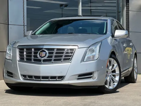 Silver 2015 Cadillac XTS Luxury for sale in Indianapolis, IN