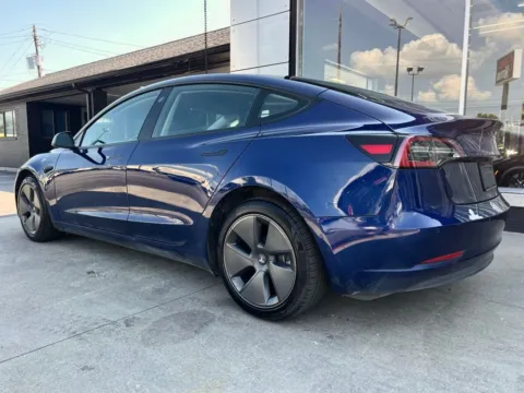 More photos of 2022 Tesla Model 3 at AutoGiant USA Indianapolis, IN