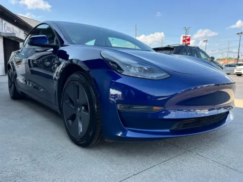 More photos of 2022 Tesla Model 3 at AutoGiant USA Indianapolis, IN