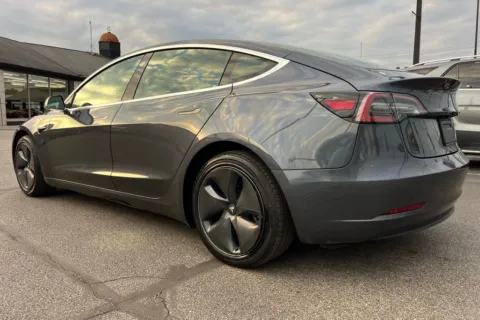 More photos of 2020 Tesla Model 3 Standard Range Plus at AutoGiant USA Indianapolis, IN