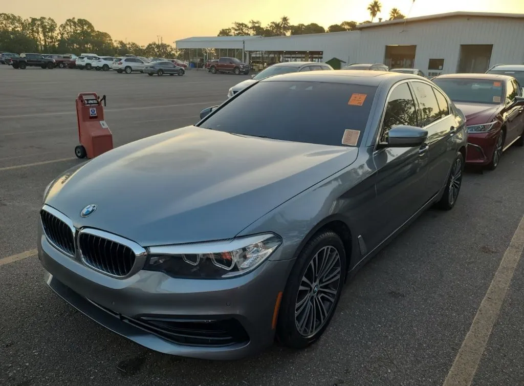 Gray 2019 BMW 5 Series 530i xDrive for sale in Indianapolis, IN