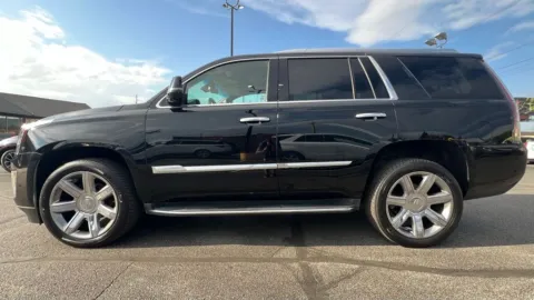 Another view of 2017 Cadillac Escalade Luxury for sale in Indianapolis, IN at AutoGiant USA Indianapolis