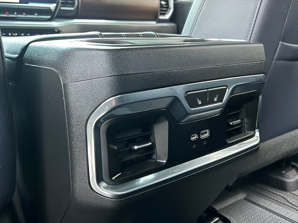 2023 Chevrolet Silverado 1500 High Country - Photo 20