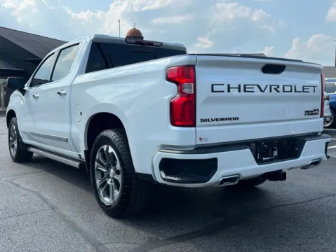 More photos of 2023 Chevrolet Silverado 1500 High Country at AutoGiant USA Indianapolis, IN