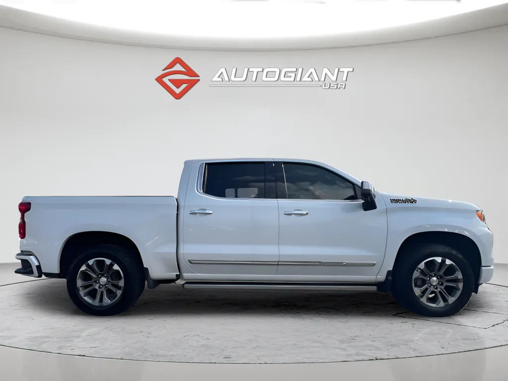 2023 Chevrolet Silverado 1500 High Country - Photo 9