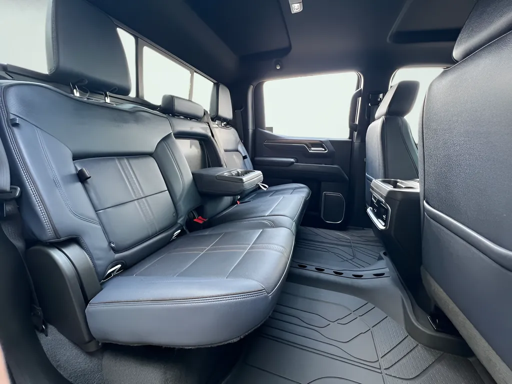 2023 Chevrolet Silverado 1500 High Country - Photo 26