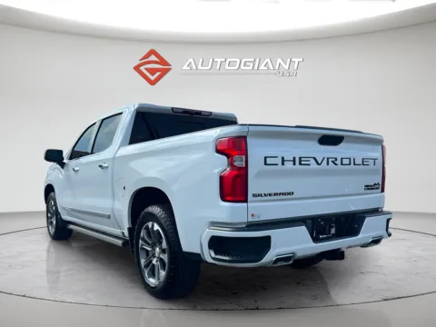 More photos of 2023 Chevrolet Silverado 1500 High Country at AutoGiant USA Indianapolis, IN