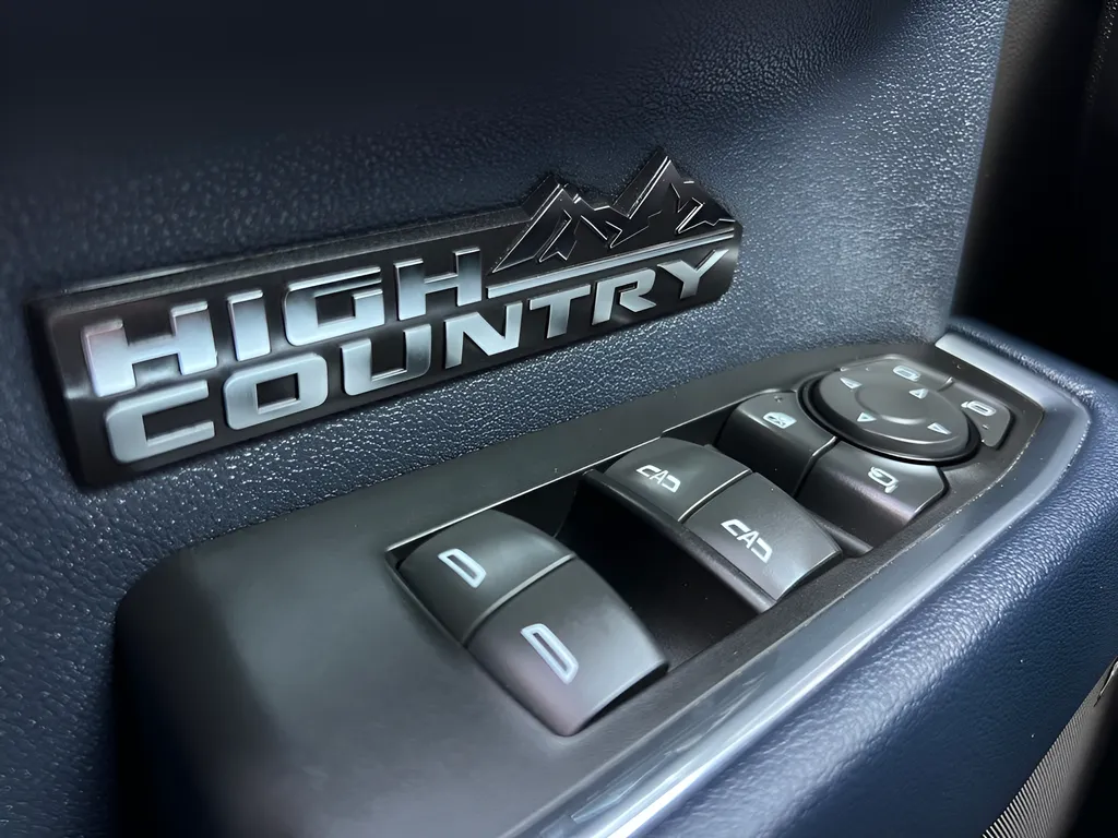 2023 Chevrolet Silverado 1500 High Country - Photo 46